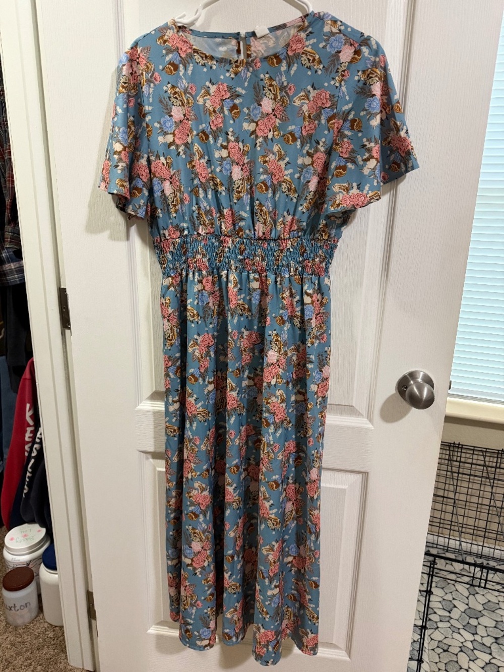 Women’s medium floral dress